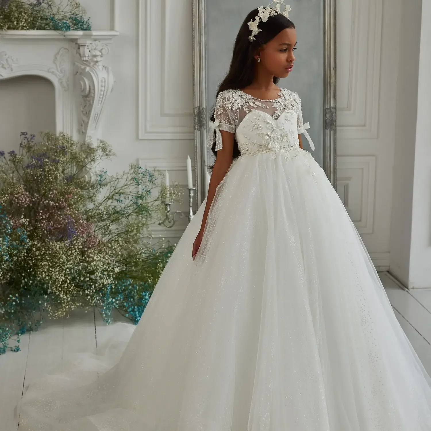 

Flower Girl Birthday Dresses Ball Gown Sheer Neck Long Sleeve With Lace Applique Kids Girls Pageant Dresses