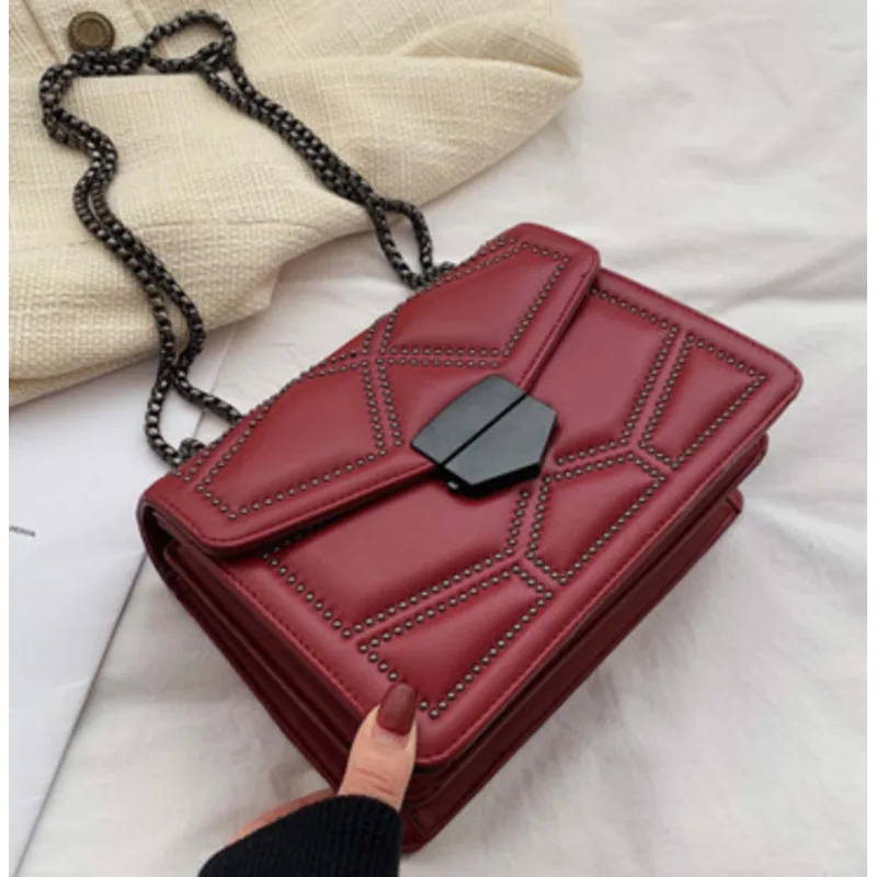 Chain Shoulder Bag Simple Crossbody Classic Style Exquisite Handbag For Woman High-Quality Messenger Versatile Luxury Fashion