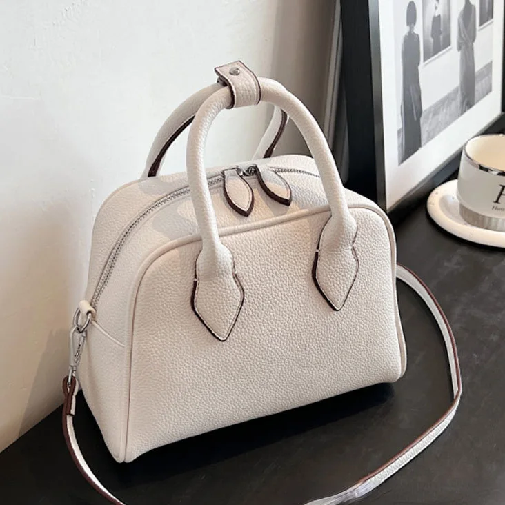 

2023 New Popular Women's Cute Summer Fashion Crowd Single Shoulder Bag Crossbody Purses and Handbags