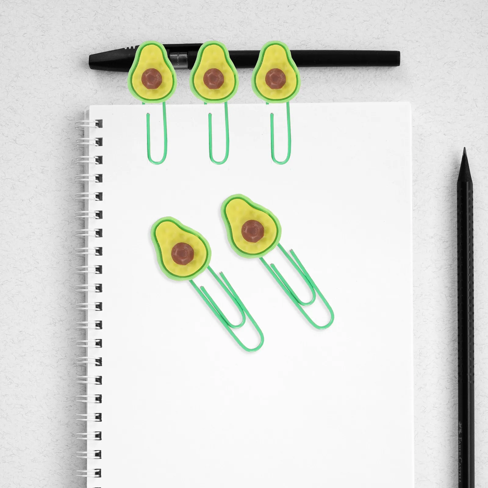 6Pcs 아보카도 모양의 종이 클립 사무실 학교를위한 과일 디자인 북마크 클램프 DIY 사진 앨범 카드 봉투 홀더 크리 에이 티브