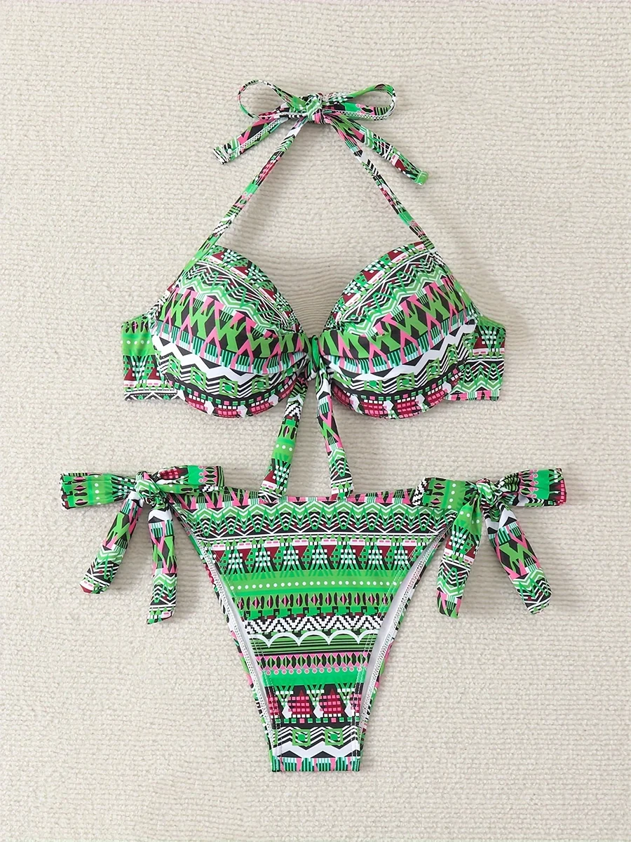 

Купальник-бикини с чашками пуш-ап и лямкой на шее