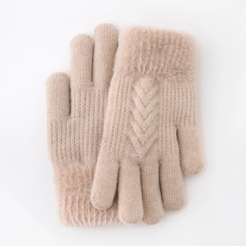 Рисунок 2 - Детские перчатки для девочек и мальчиков