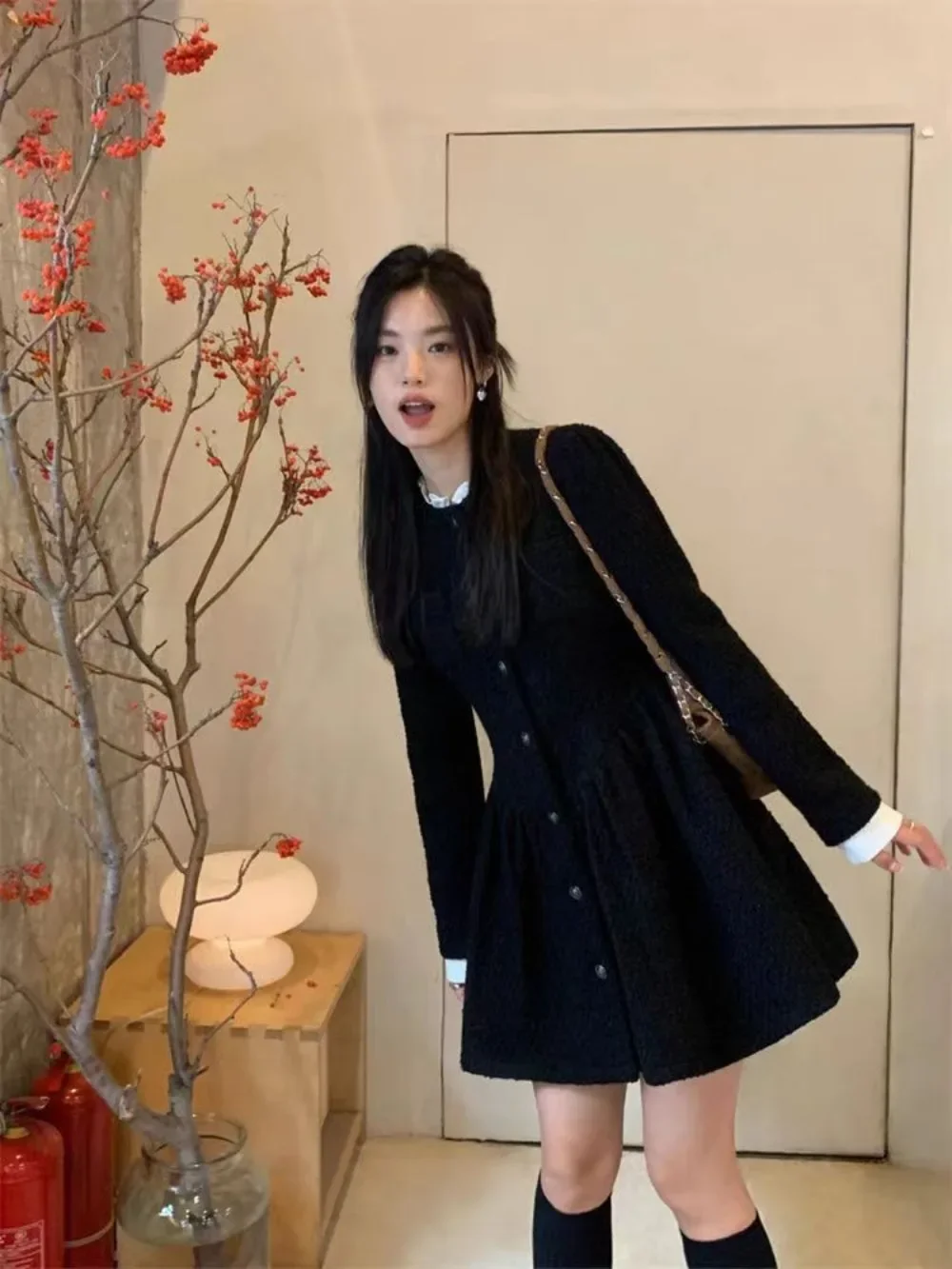 

Black fake twopiece small fragrance style dress female waisted short skirt fashion sense temperament skirt winter 2024fallFrench