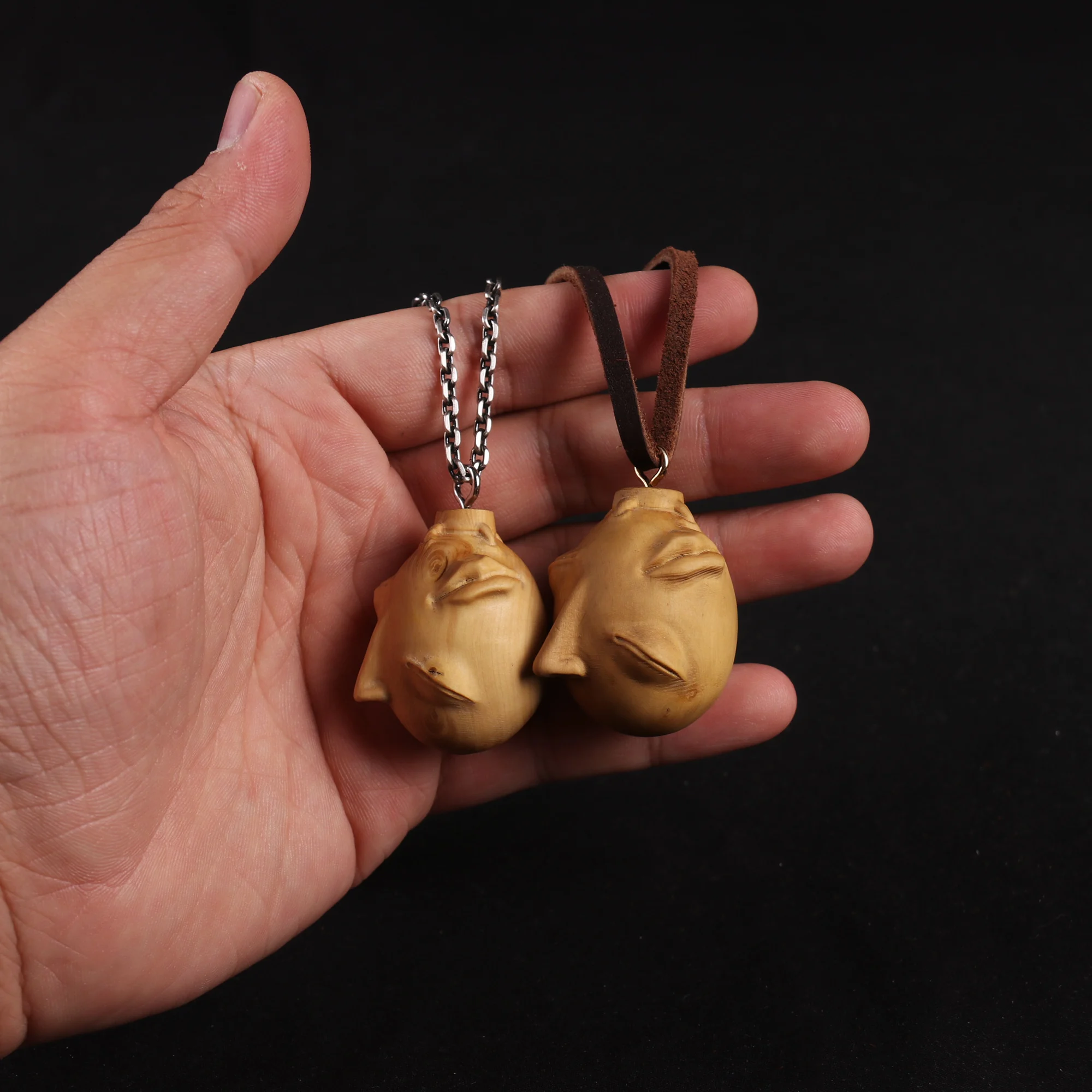 Wood Behelit Pendant Wooden Beherit Necklace Egg Of the king Griffith Cosplay Accessory 6