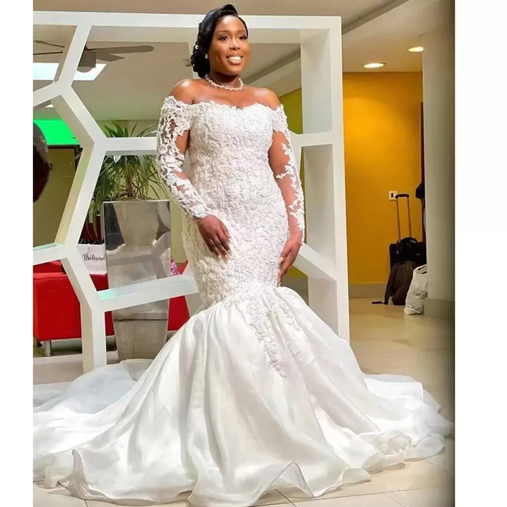 

Женское свадебное платье с открытыми плечами, юбка-годе с длинным рукавом и кружевной аппликацией