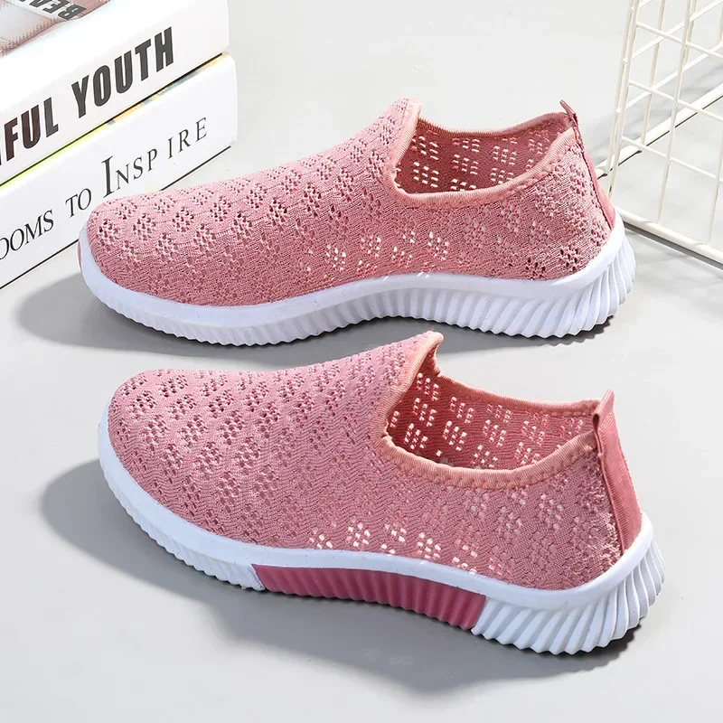 2023 New Summer Korean Mesh Comfortable Women Shoes Breathable Hollow Sports Walking Sneakers Casual Flat Ladies Solid Shoes