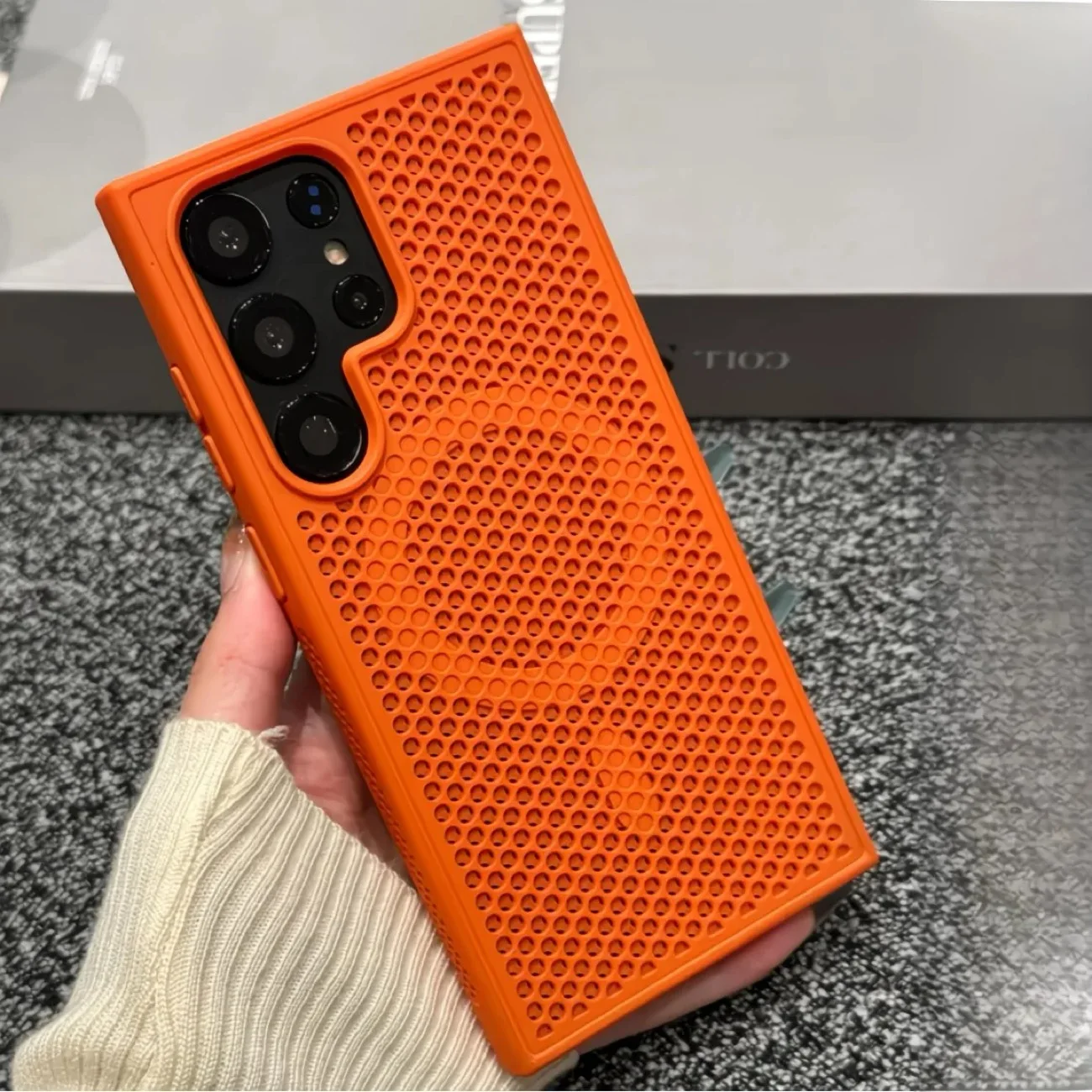 Magnetic Cooling Mesh Breathable Shockproof Case with Heat Dissipation