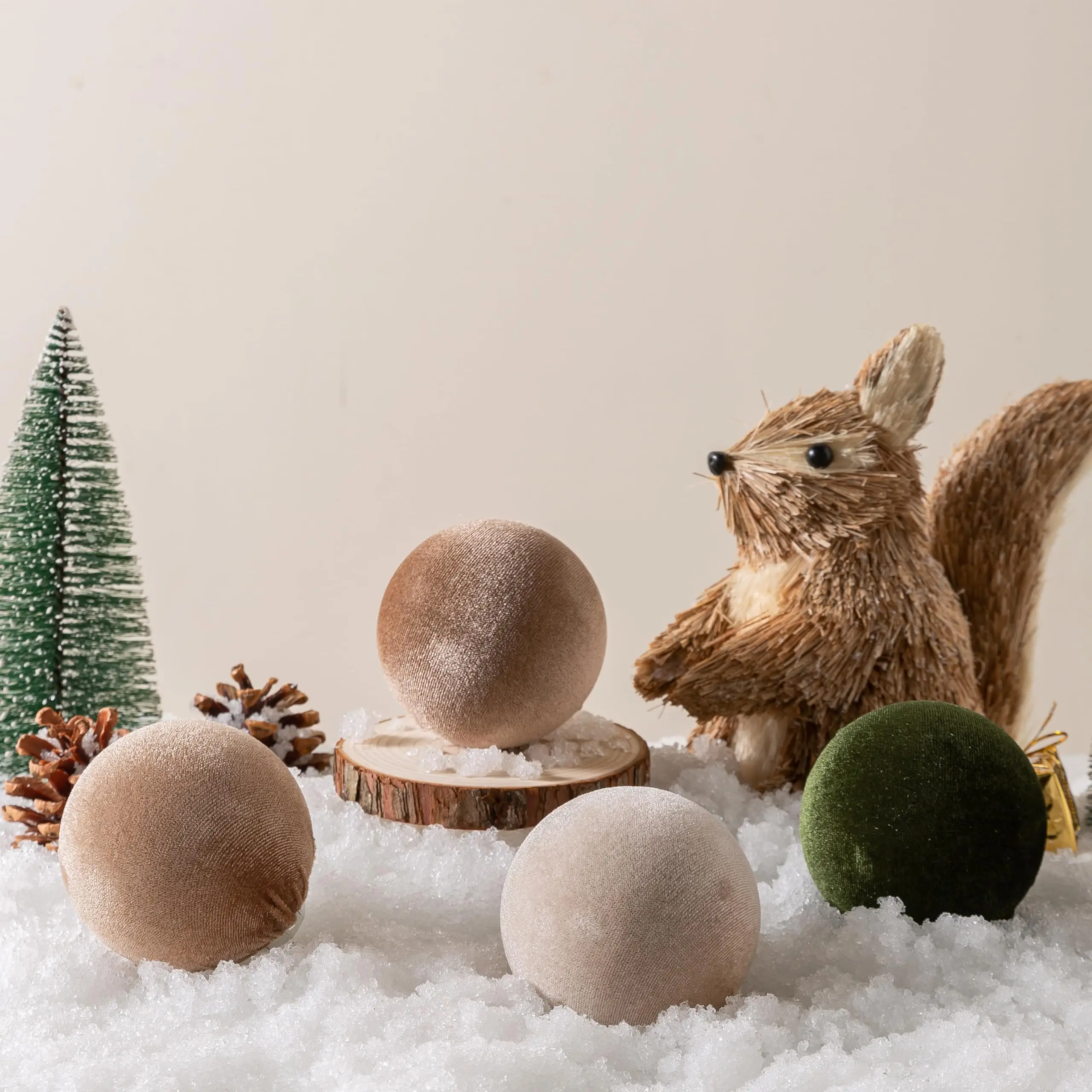 Description Picture 2 of item6cm Velvet Christmas Ornaments Balls 15pcs/Set Hanging Christmas Decoration Ball for Tree Indoor Decorations Home Decor Xmas
