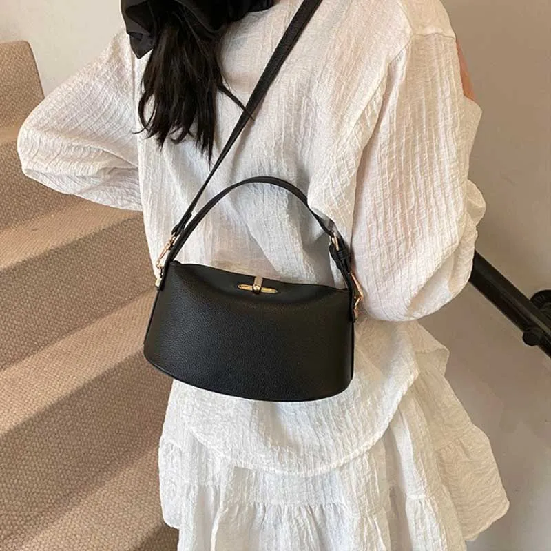 Niche Brand Women's Fashion Handbag Soft Versatile Shoulder Messenger Bag 2026 Super Hot Yellow Portable Bucket Bag Women's Bag
