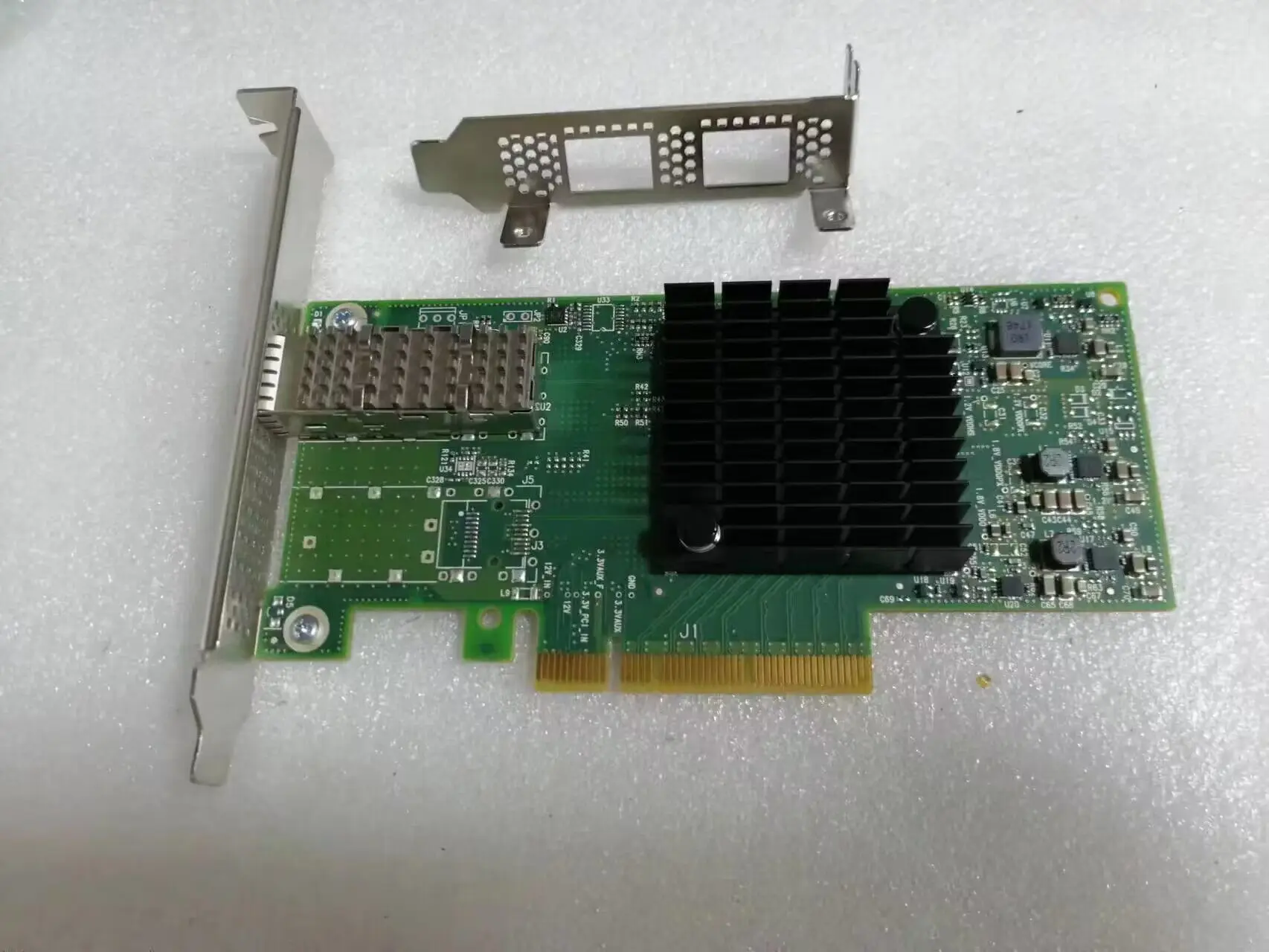 Placa de Rede Única Porta Sfp28 Pcie3.0 x8 Mcx4111a-acat lx 25gbe
