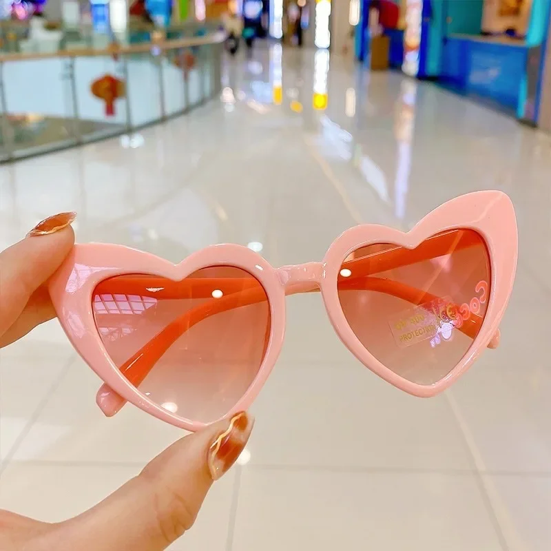 Fashion Baby Kids Sunglasses Love Heart Frame Unisex Children Boys Girls UV Protection Outdoor Shades Glasses
