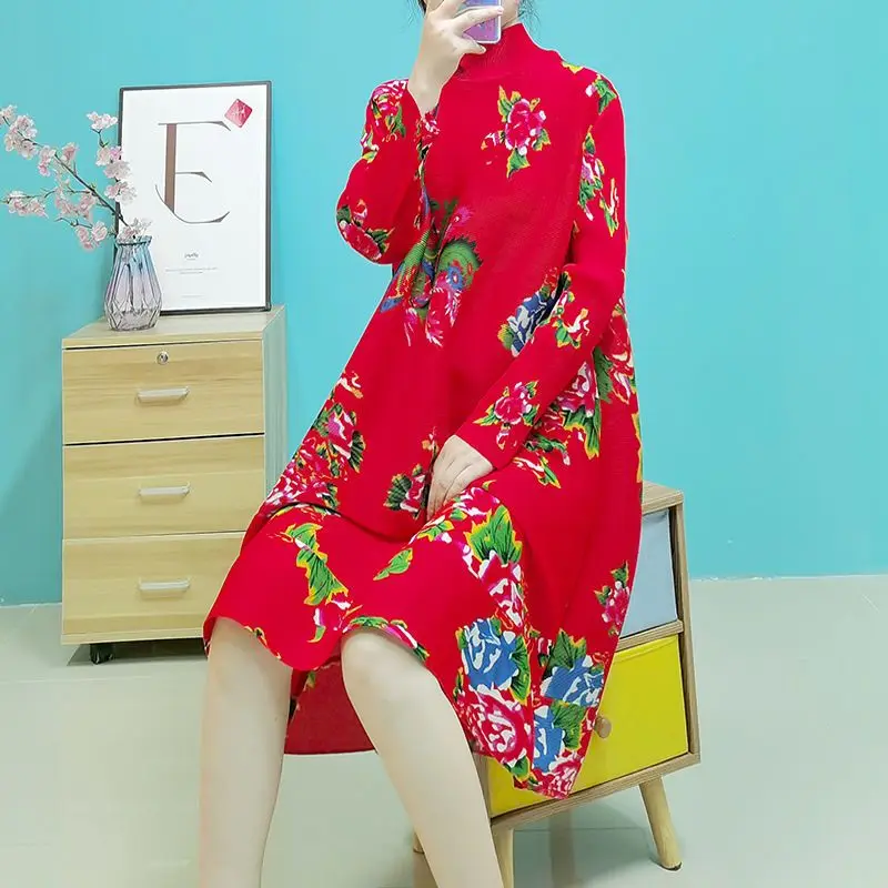 

Folded ethnic style retro printed dress, autumn and winter new high necked long sleeved knee length loose A-line skirt