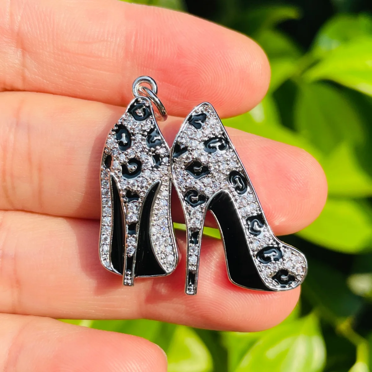 5pcs Leopard Printed High Heels Charms Zirconia Paved Fashion Shoe Pendants for Women Bracelet Necklace Making Jewelry Accessory