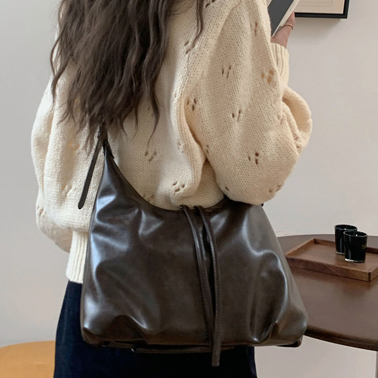 Women PU Leather Solid Color Shoulder Bag Adjustable Straps One Shoulder Crossbody Bag for School Work Daily Use