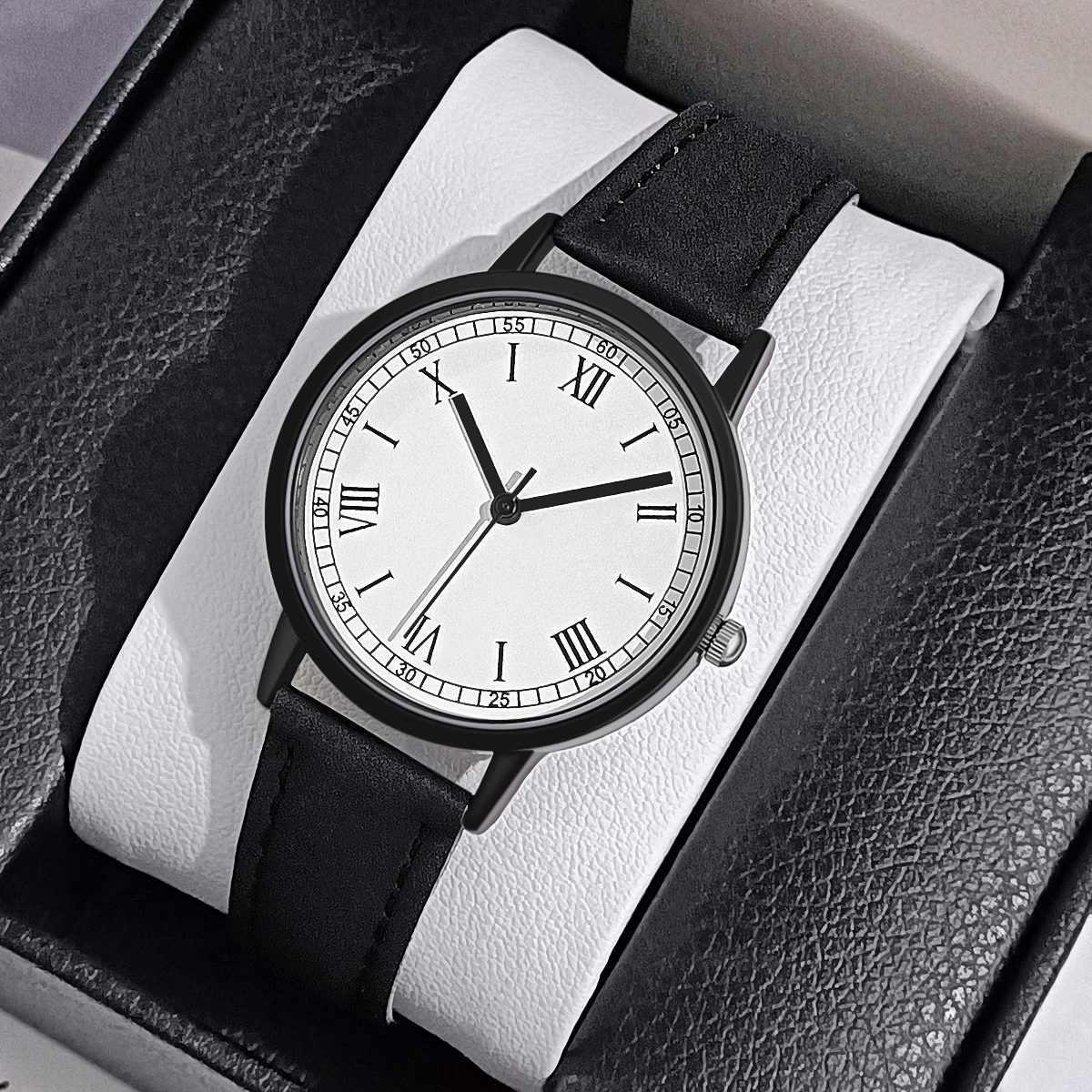

2023 New Casual Watch Simple Roman Numerals Frosted Belt Clock Women's Quartz Watches
