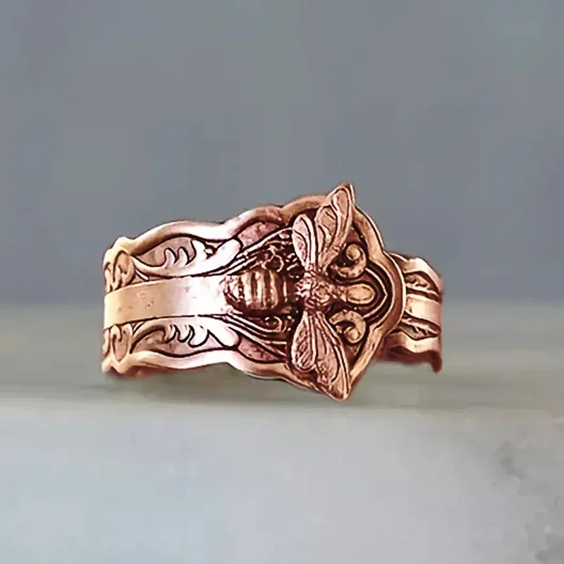 Vintage Bee Rings for Women Metal Finger Accessories Stylish Daily Wear Girls Ring Party Hip Hop Animal Statement Jewelry 5