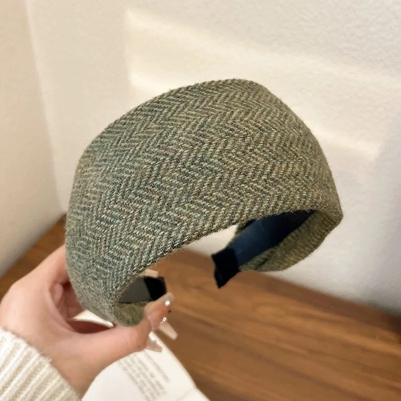 AWAYTR Vintage breites Stirnband für Damen, dicke Wolle, modischer Haarschmuck, stilvolles Haarband, schickes breites Stirnband für Damen – Detail 1
