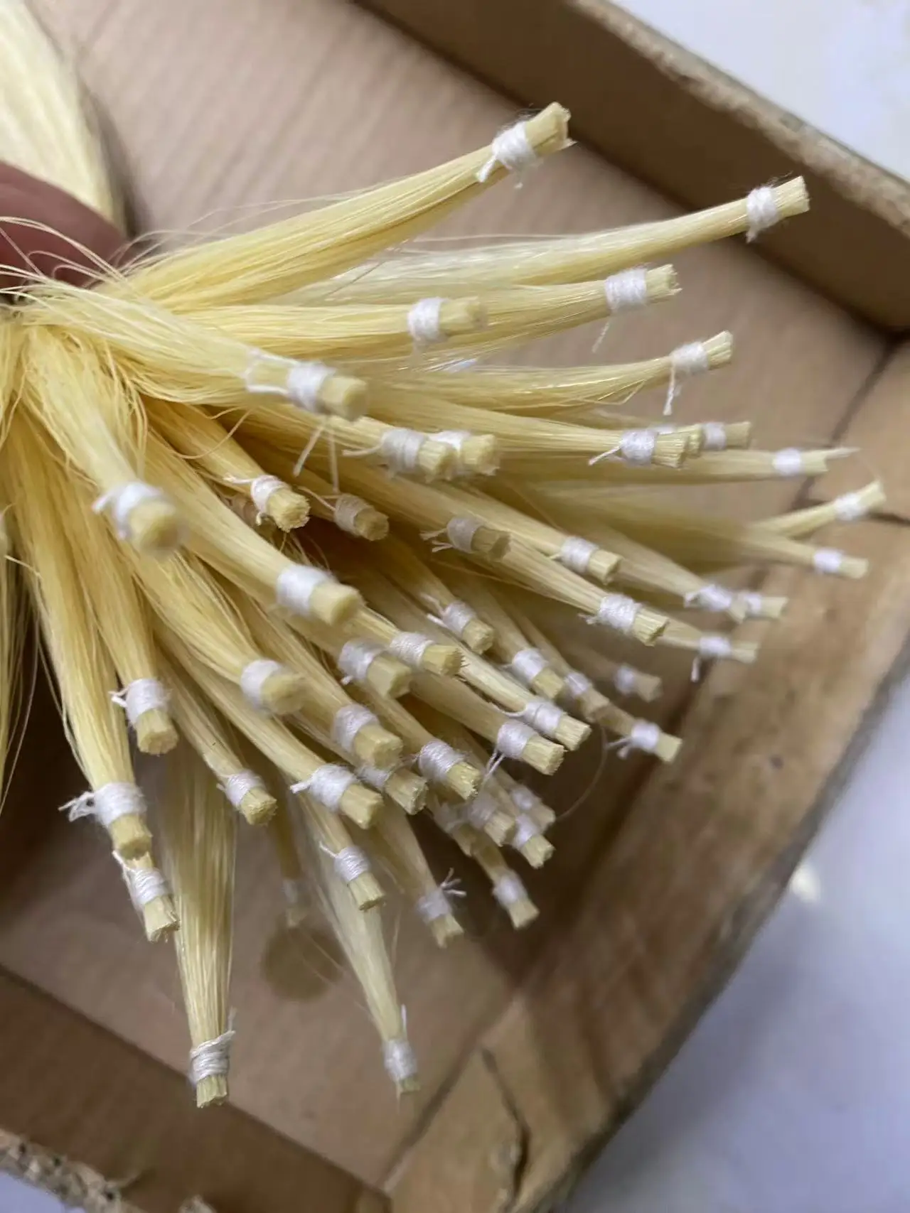 250g 80-85cm 천연 말털 흰색/검정색 말꼬리 바이올린 활털 몽골 말털