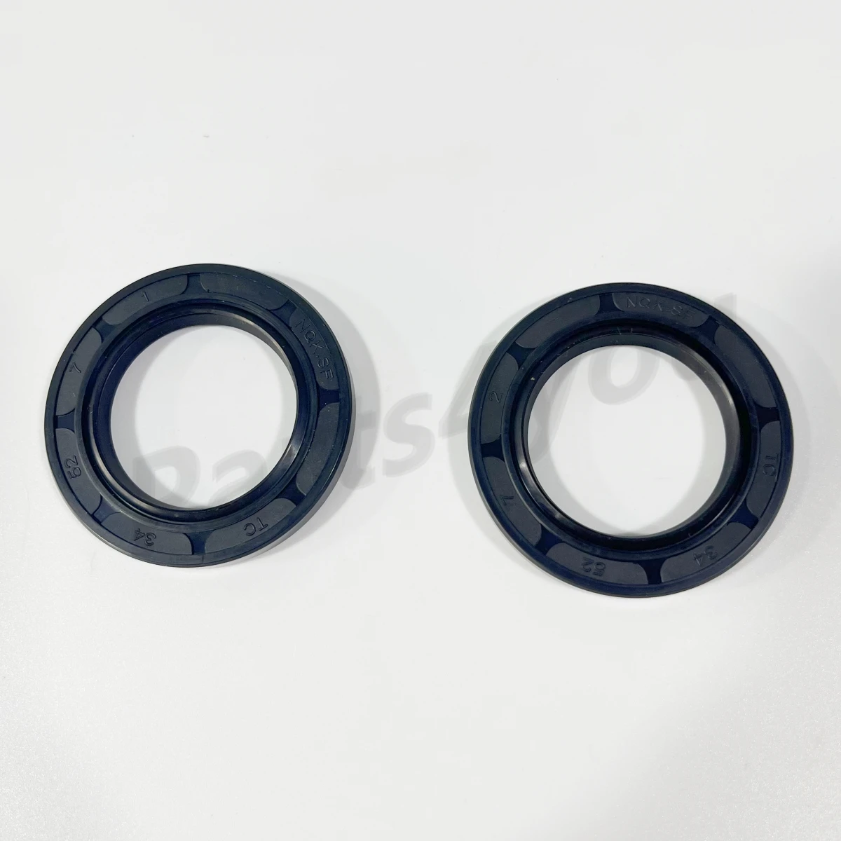 2PCS Crankshaft Oil Seal 34х52х7MM for Stels Guepard 650 800 850 Rosomaha 800 Viking 800 Ermak 800 9471-340-520-070 LU029750