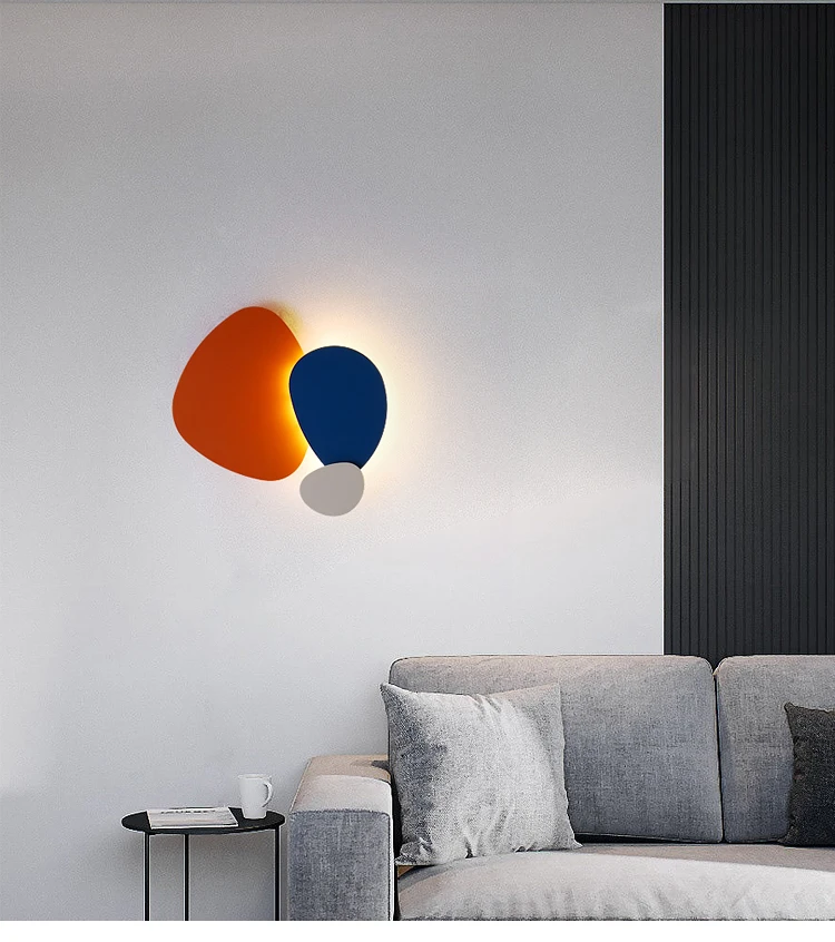 Stylish Modern Wall Light