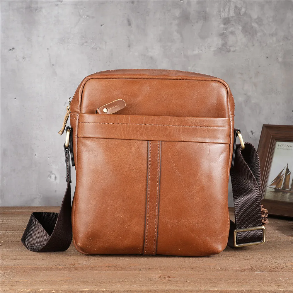 

New leather men's one-shoulder tablet computer bag retro oil wax first layer cowhide messenger bag