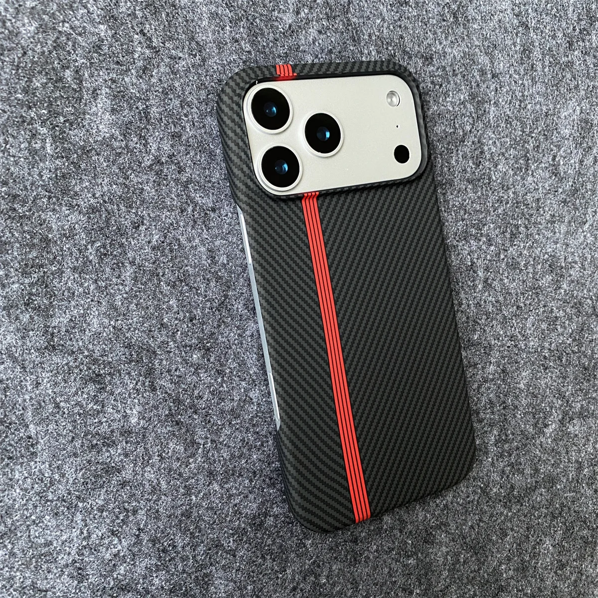 Elegant Carbon Fiber Kevlar Pattern Shockproof Retro Leather Phone Case