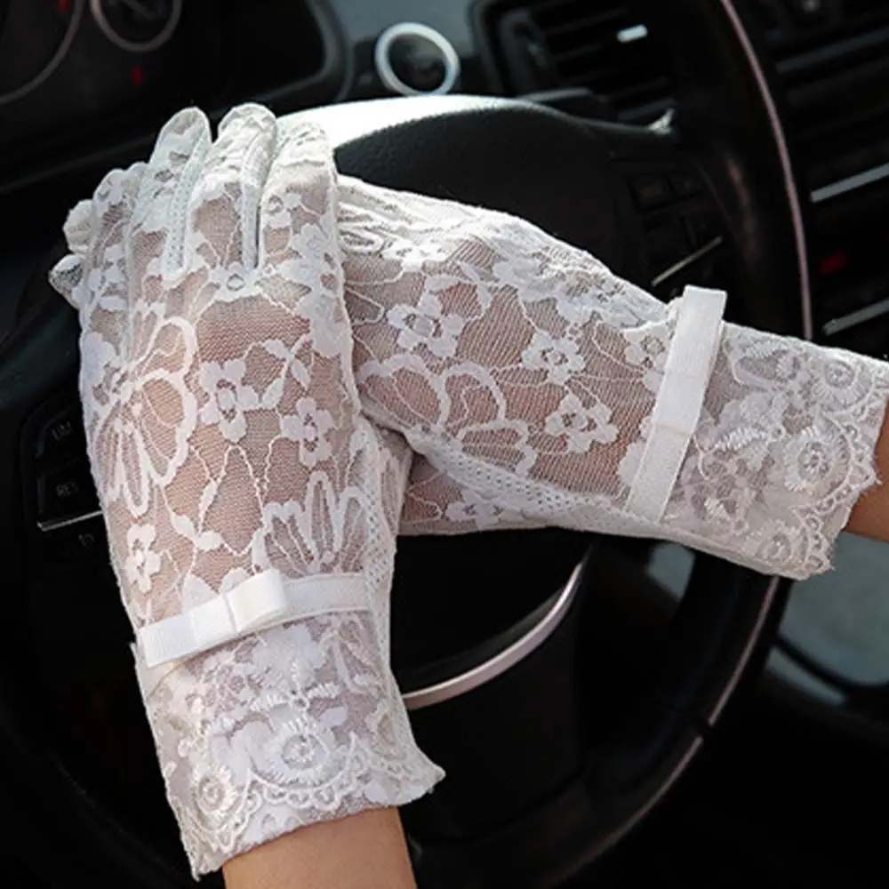 

Wrist Fashion Embroidered Bow Lace Flower Summer Women Party Five Fingers Mitts Lace Mitten Thin Gloves Touch Screen Mittens