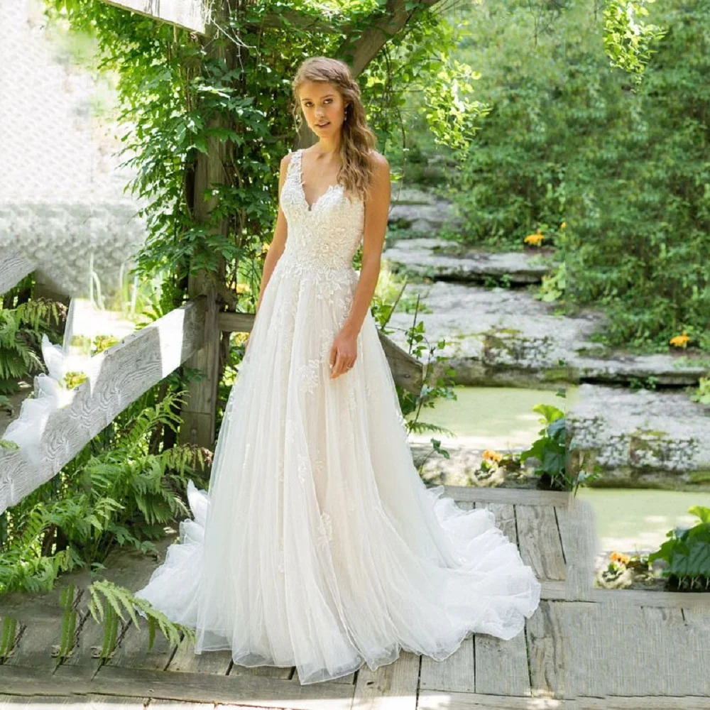 

Ramanda Delicate A Line Wedding Gown 2023 V-Neck Sleeveless Appliqued Bridal Dress Sweep Train Custom Made Vestidos De Novia