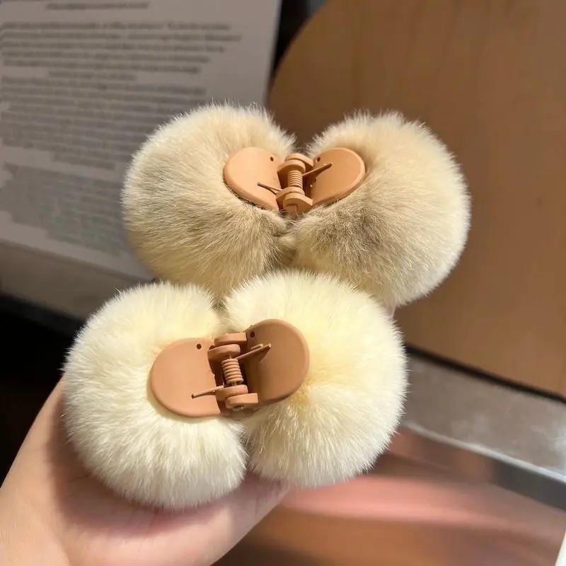 

[Cute Little Hair Ball Hair Clip] Real Otter Rabbit Hair Clip Autumn and Winter Internet Red Instagram Plush Small Clip Edge Cli