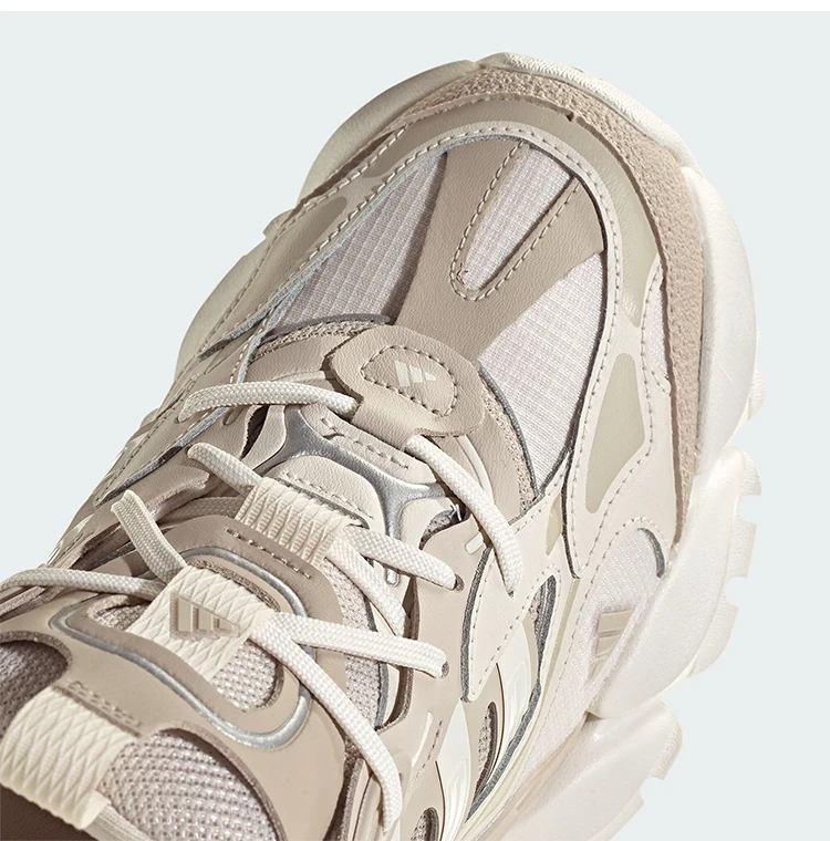 Adidas XLG RUNNER DELUXE Packaging