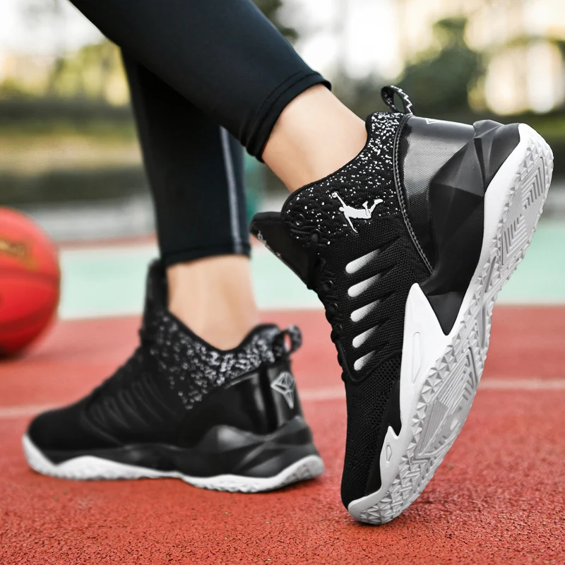 Fashionable men's high-top casual sports shoes 2022 men's basketball shoes special soft and comfortable running basketball shoes