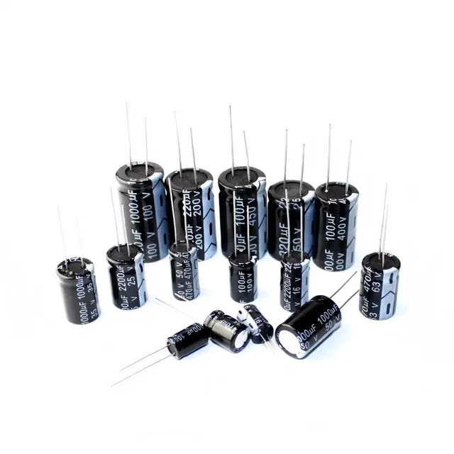DIP Aluminum Electrolytic Capacitor 2