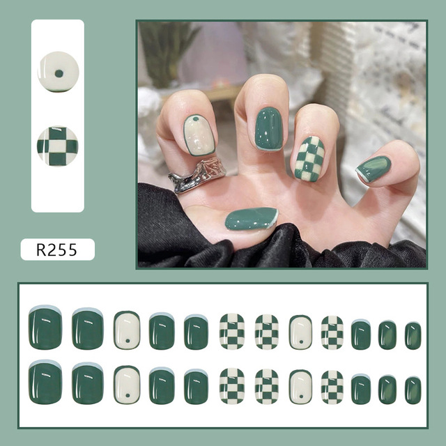 Checkerboard Fake Nails Press on False with Designs Set Fashion Save Time Wearable Manicure Patch False Nails With Glue