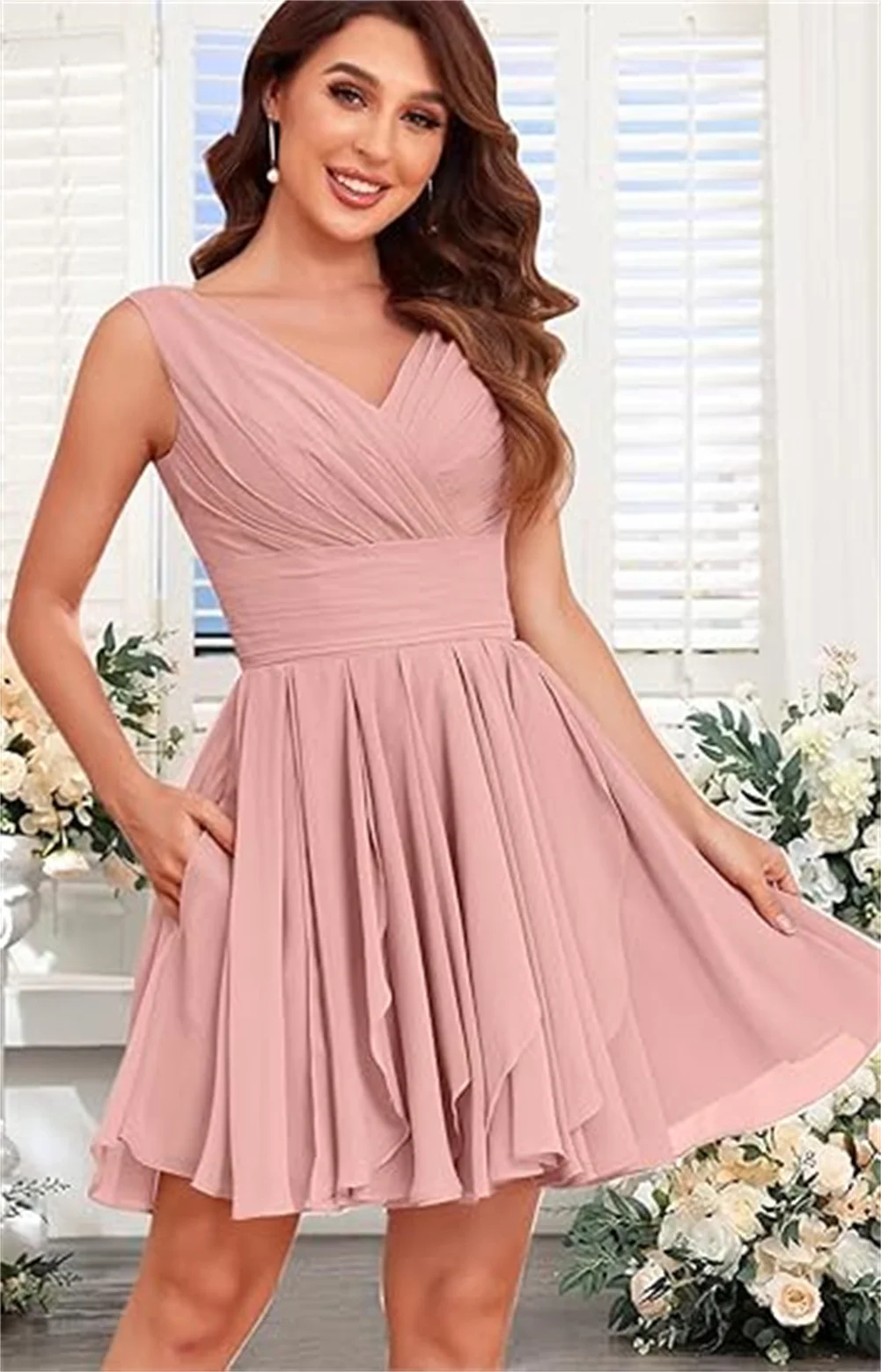 Sleeveless V Neck Chiffon Short Bridesmaid Dress With Pockets A Line Pleats Homecoming Dress For Teen Mini Party Gown