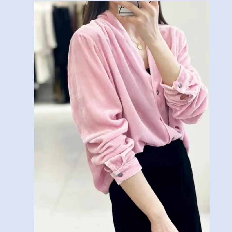

2024 Spring/Summer New Elegant Light Luxury Silk Velvet temperament V-neck single breasted long sleeved shirt for women