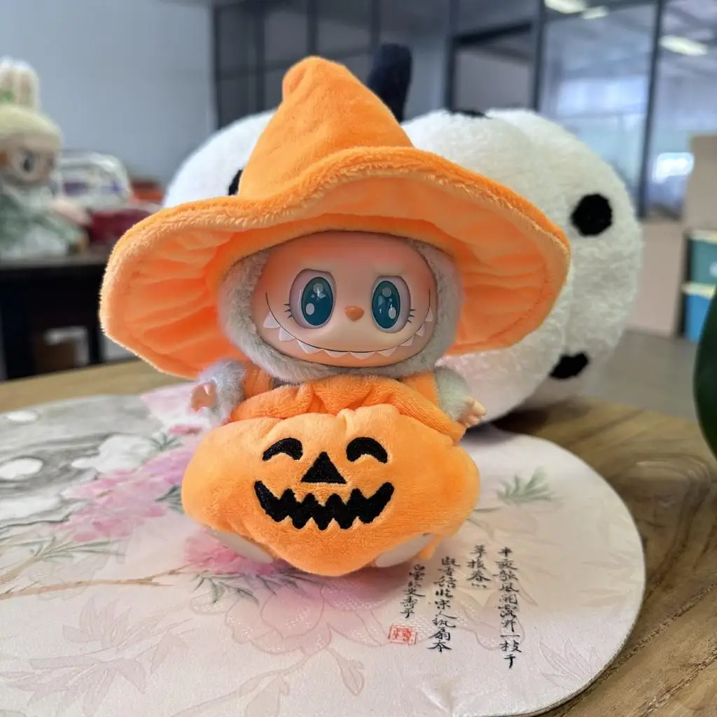カボチャの帽子のぬいぐるみ ラブブ Labubu ぬいぐるみ ハロウィン かぼちゃ 帽子つき 着せ