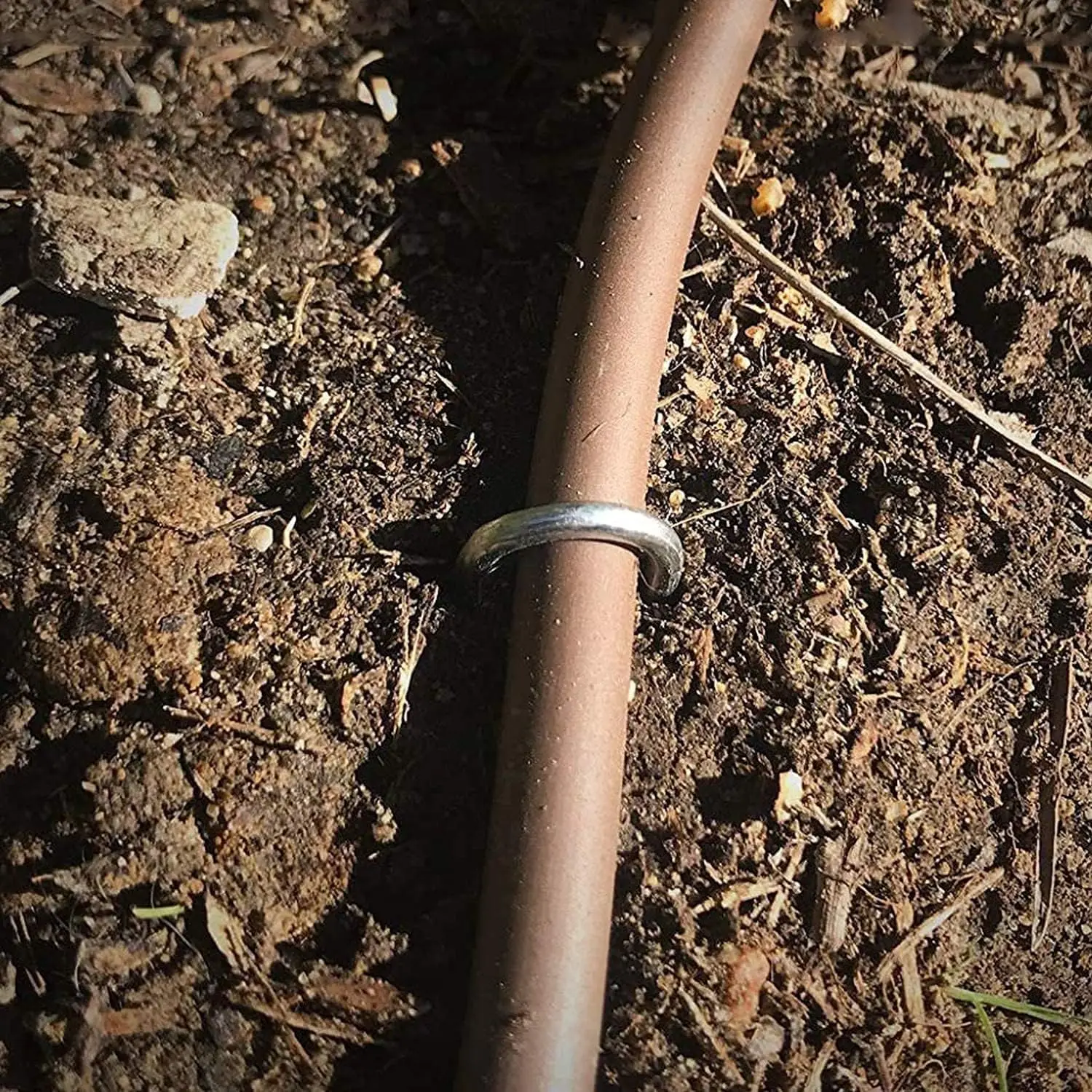 Description Picture 6 of itemU-type Garden Staples Heavy-duty Fence Tubing Stakes Sod Pins Galvanized Landscape Spike for Holding Lawns Barrier Ground Nail