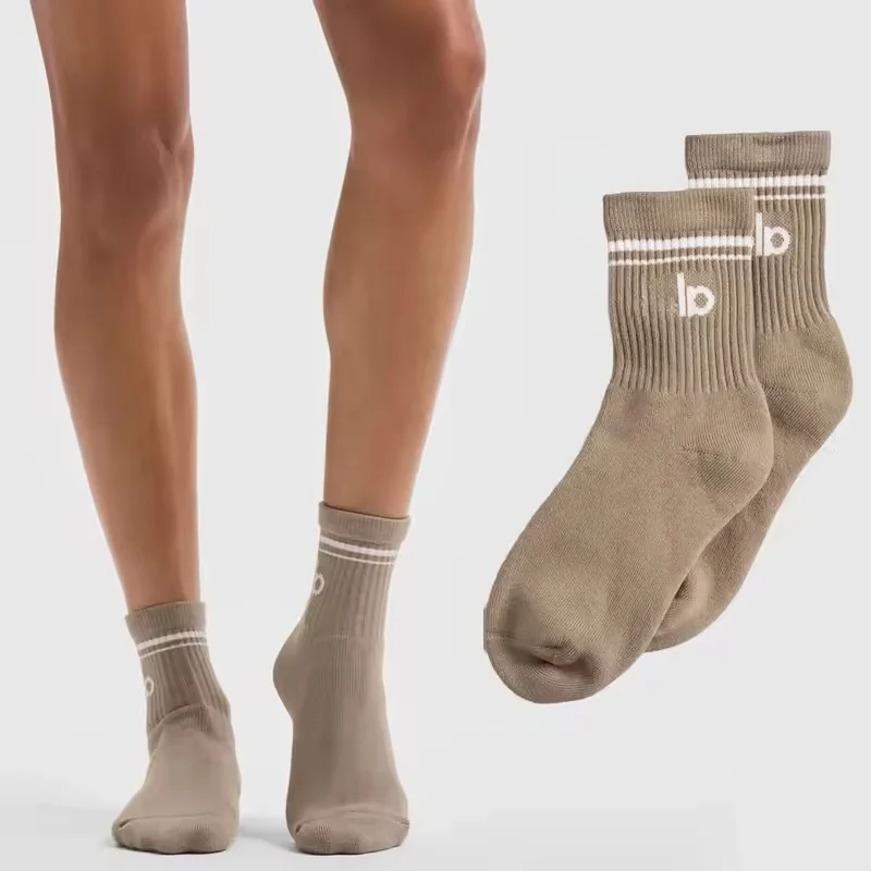 Sports Socks Yoga Instant Classic Unisex Half-Crew Throwback Sock Gravel Athletic Pure Cotton