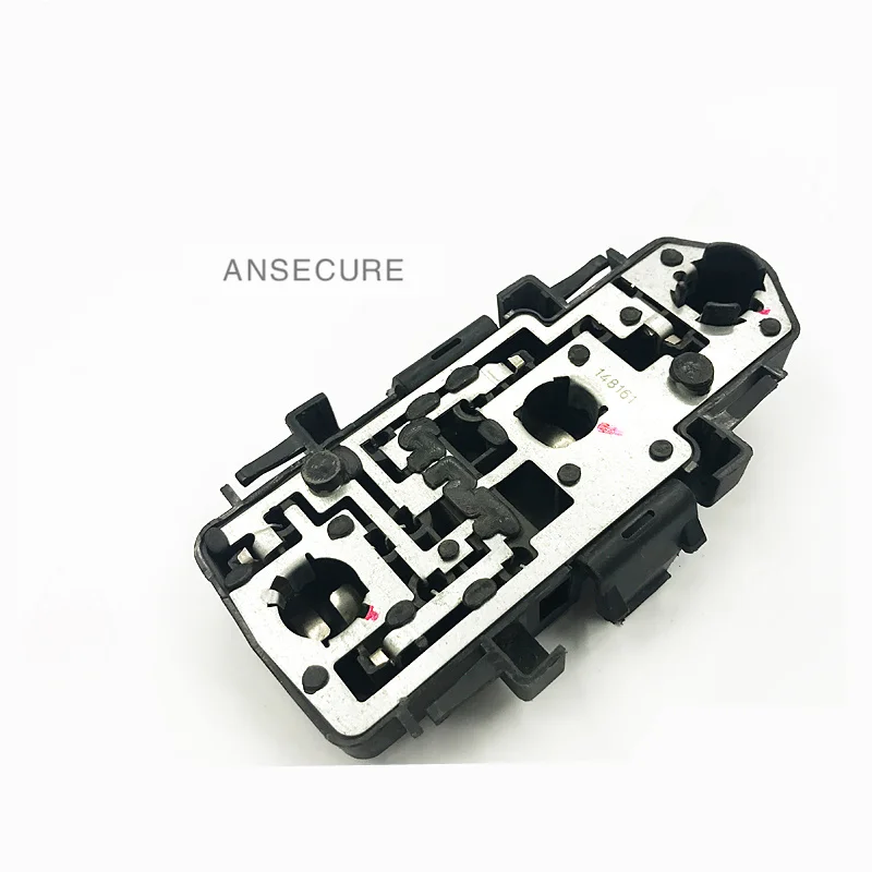 Rear Tail Light Bulb Holder Lamp Bulb Carrier For Audi A6 C5 S6 Rs6 Sedan 4B5945221 4B5 945 221