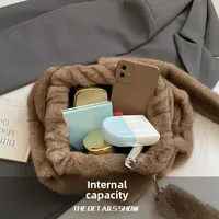 New Comfortable Versatile Texture Top Clutch Bag Women Winter Fluffy Cloud Crossbody Bag Retro Furry Commuting Storage Bag - Image 5