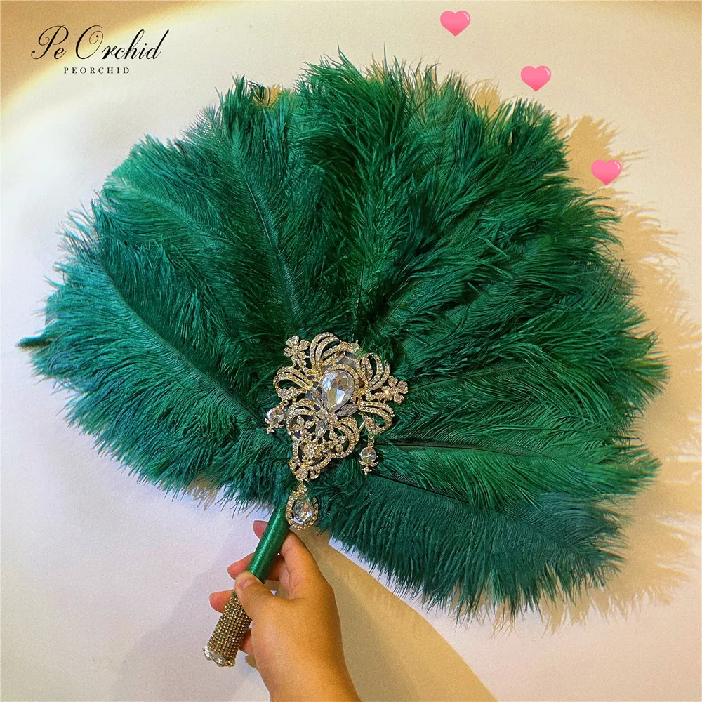 PEORCHID Crystal Bridal Fan Bouquet Alternative Green Feather Fan Gatsby 1902s Wedding Hand Fan Roaring Gold Brooch Bouquets