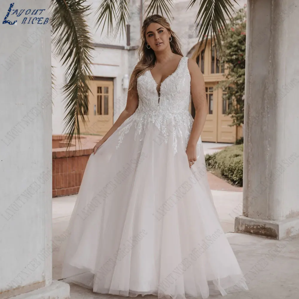 

LAYOUT NICEB Plus Size Spaghetti Straps Wedding Gowns Sleeveless Backless Bride Dresses Back Buttons Tulle vestido de novia 2024