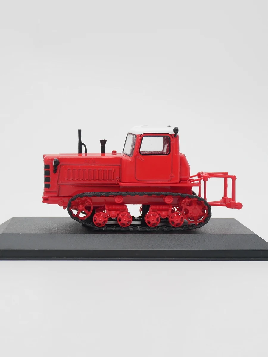 IXO 1:43 Hachette DT-75M Soviet Farm Tractor Diecast Model Metal