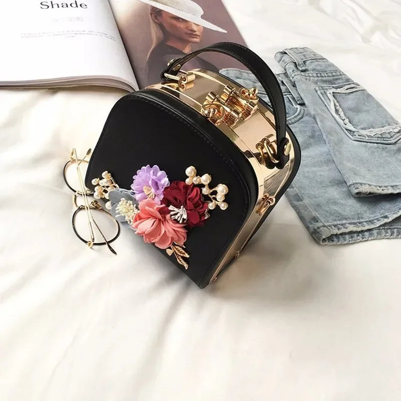 

Camera Diagonal Handbag s Shoulder s Metal Clip Small Square Bag New Fashion Dinner Flower 2024