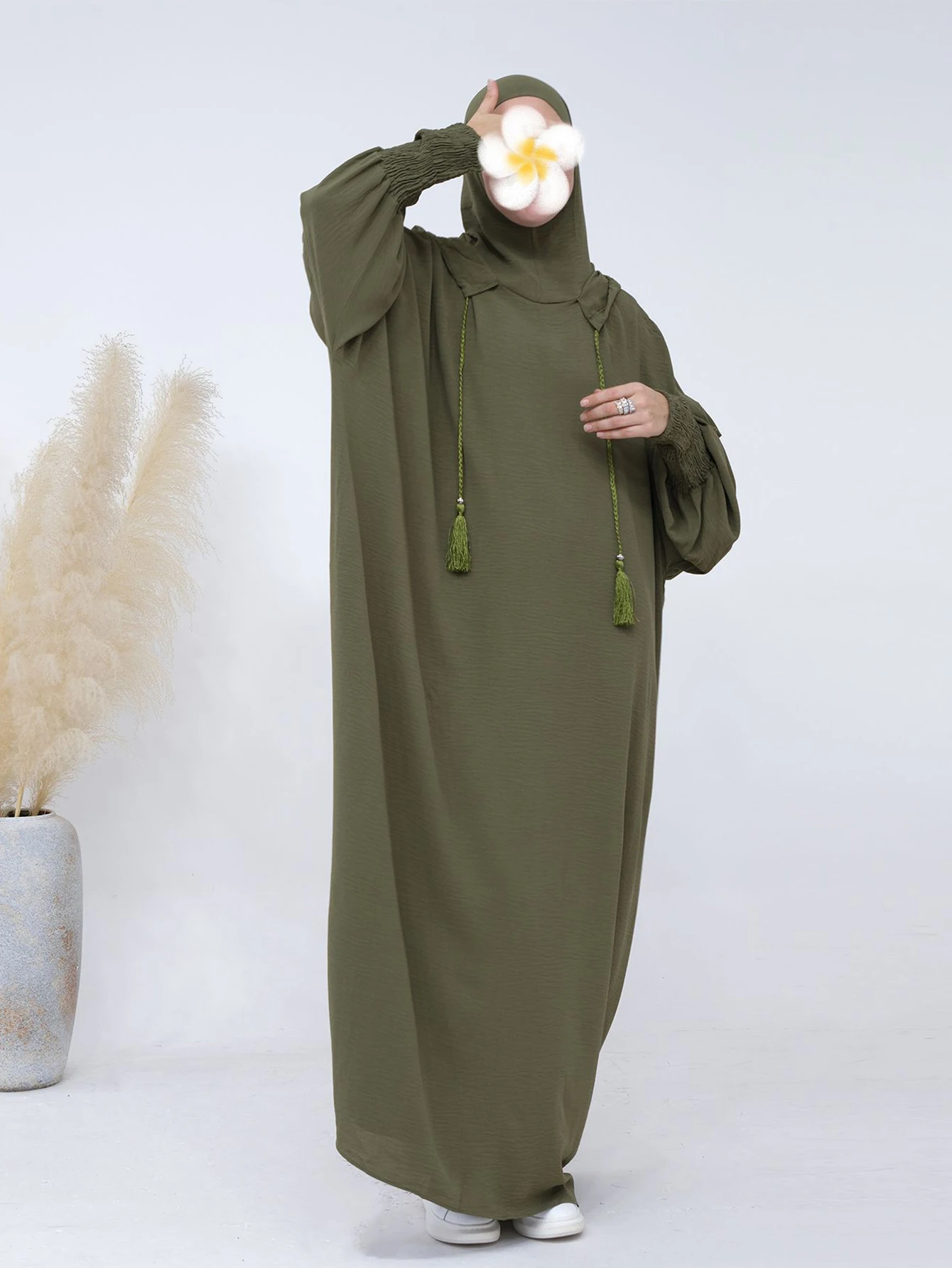 2025 Women Abaya Caftan Muslim Ramadan Prayer Clothing With Hooded Solid Casual Batwing Sleeve Arab Robe Eid Islamic Long Dress 22 2025 Women Abaya Caftan Muslim Ramadan Prayer Clothing With Hooded Solid Casual Batwing Sleeve Arab Robe Eid Islamic Long Dress - Image 2