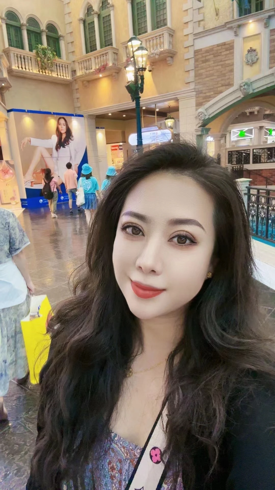 Ke Lai Lai Department Store Direct Store Store