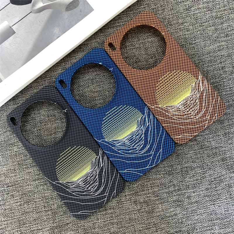 Ultra-Thin Carbon Fiber Texture Case with Moon Up Pattern - Stylish, Hard PC Protective Cover
