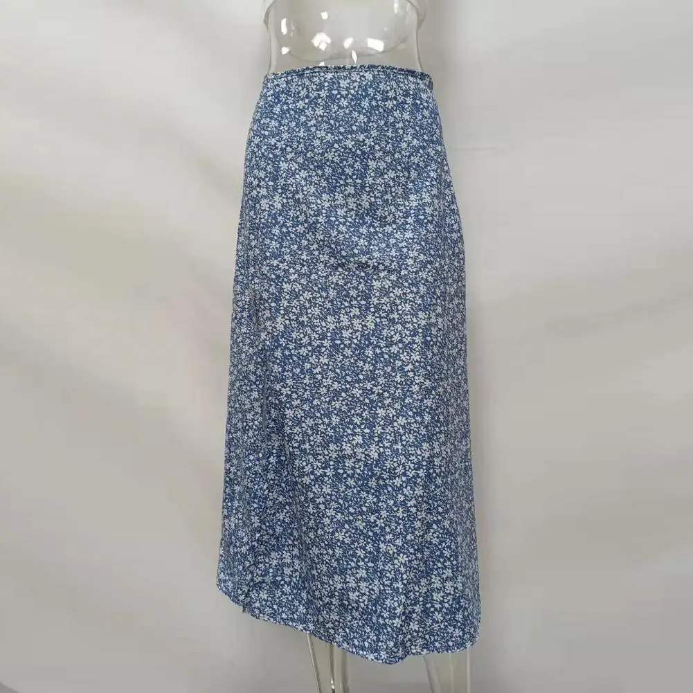 Рисунок 5 - Женская длинная юбка с высоким разрезом