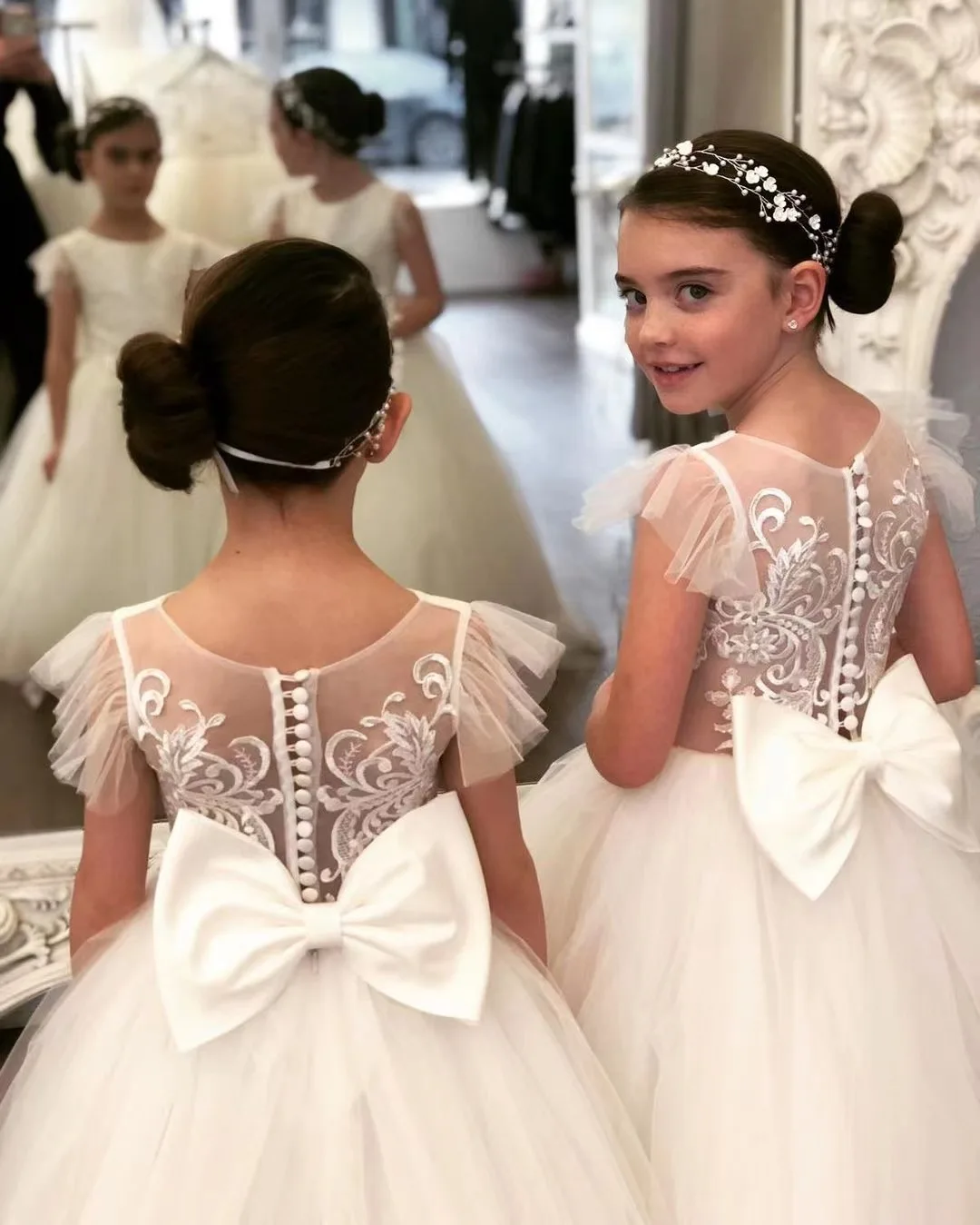 Flower Girl Dresses Wedding Party Dresses Flower Girl Dress Ball Gown Kids Pageant Big Bow Long Sleeves Champagne Child Bride Dresses Vestidos Novia