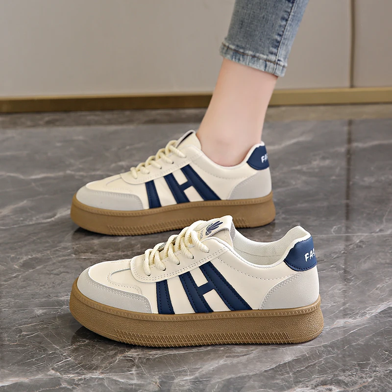 Board shoes, sports shoes, women's 2024 new casual shoes, versatile street photos, anti slip flat bottomed shoes, low top shoes
